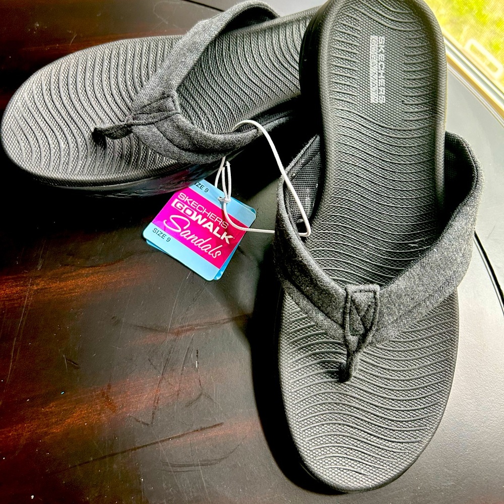 Women’s Go Walk Sandals sz 10
